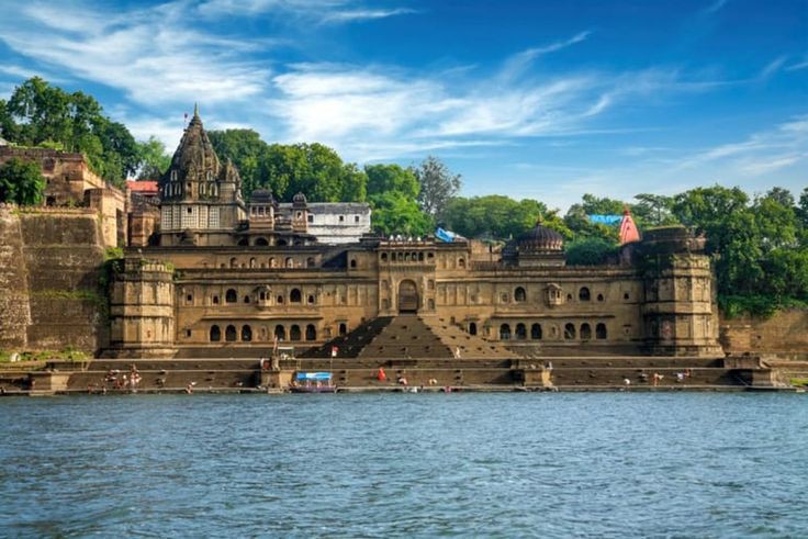 माँ #नर्मदा जन्मउत्सव की हार्दिक शुभकामनाएं…।