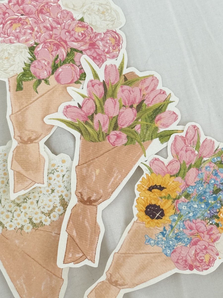 itmydefinition's tweet image. valentines collection💐
flower bouqet การ์ดช่อดอกไม้
a6 70 / a5 110 ทานตะวัน เดซี่ ทิวลิป พีโอนี่ กุหลาบแดง,ชมพู และดอกไม้ถึงเขา (ช่อรวม)

; เขียนอวยพรได้+ห่อของขวัญฟรี
; แนะนำสั่งพร้อมหนังสือหรือปฏิทิน
‘รีทวิตนี้มีแจก 10 ช่อคั้บ🌷’