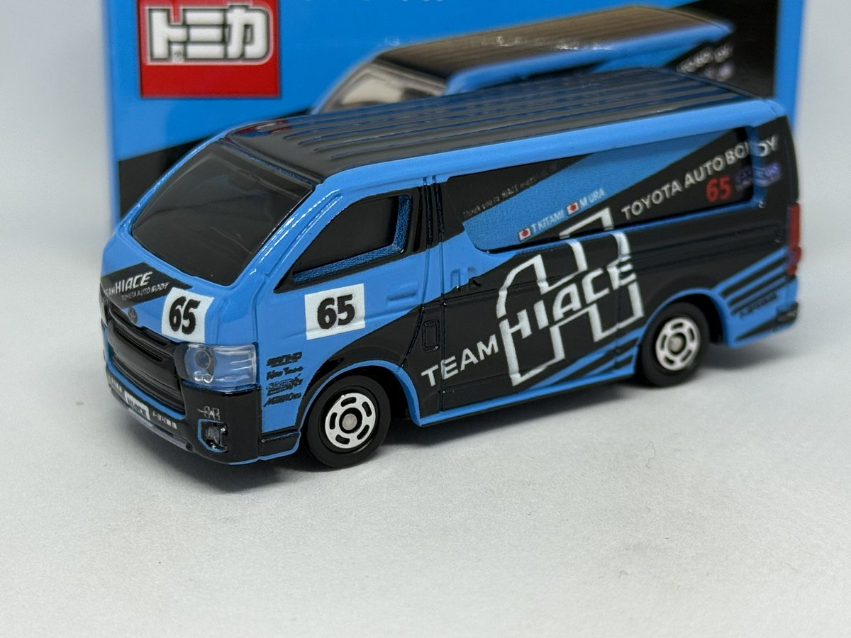 某氏から譲っていただいたやつ トミカ トヨタ車体特注 TEAM HIACE