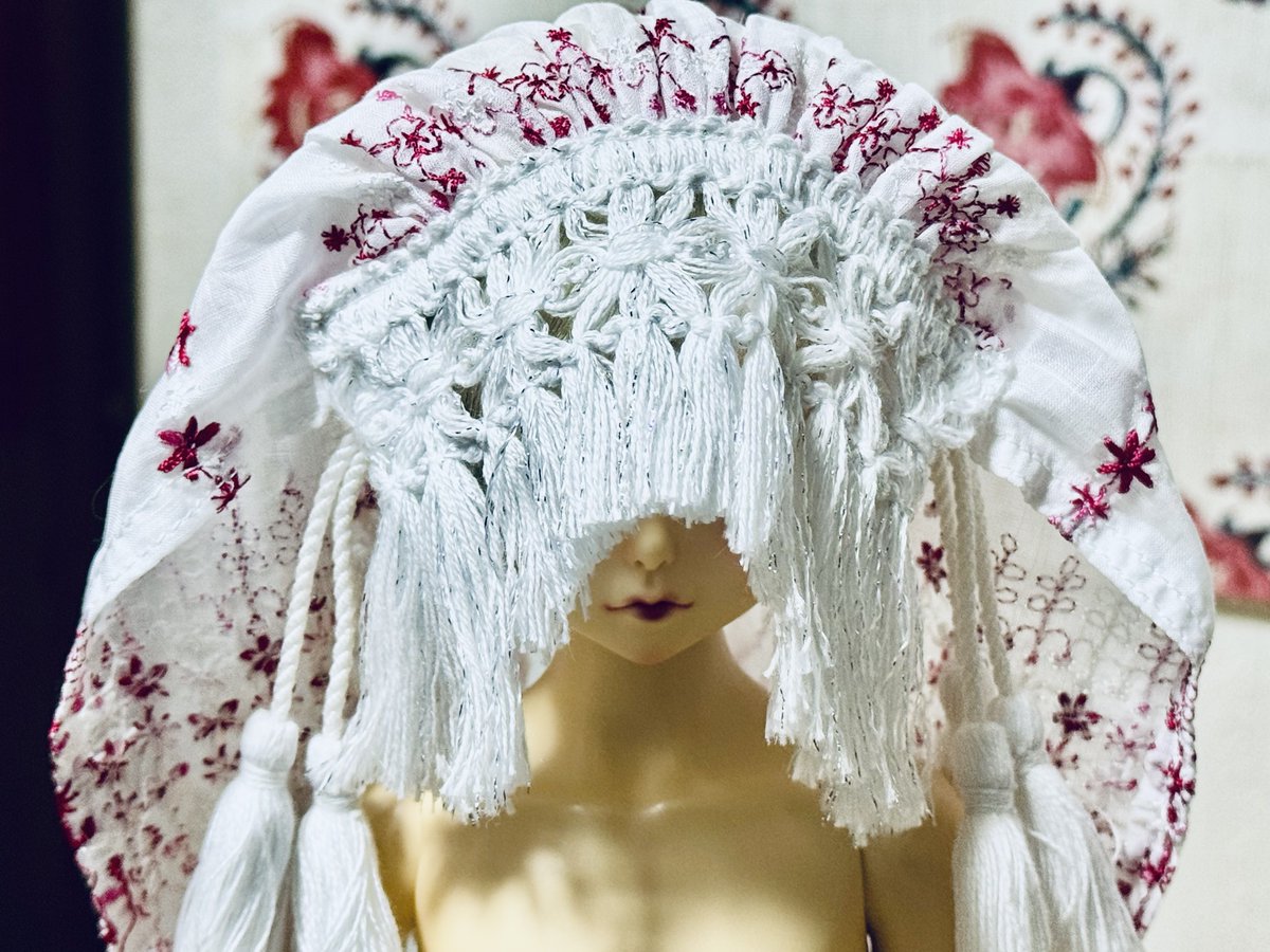 進捗。 頭飾りはひとまずこれにて完成です。