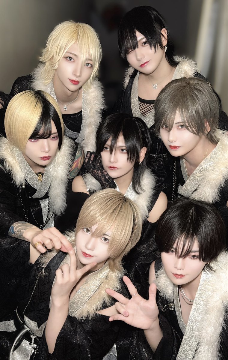 ╋━━ 𝑀𝑒 𝒕𝒐𝒐.ᐟ vol.21 thnx🧸⚙️ NEXT ↪︎ 1.27 吉祥寺CLUB