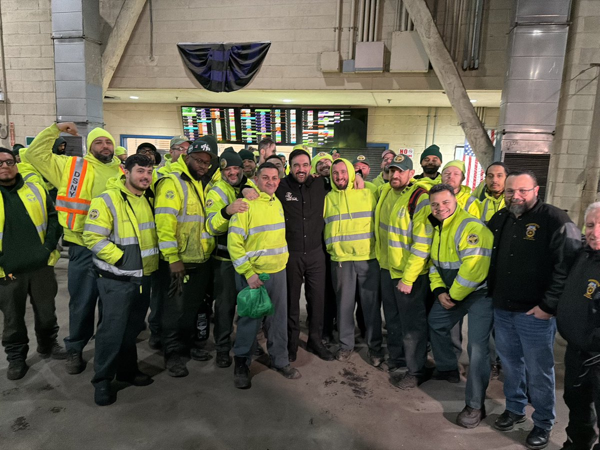 Mayor Mamdani starts the morning thanking the hard working fellas of the <a href="/NYCSanitation/">NYC Sanitation</a>
