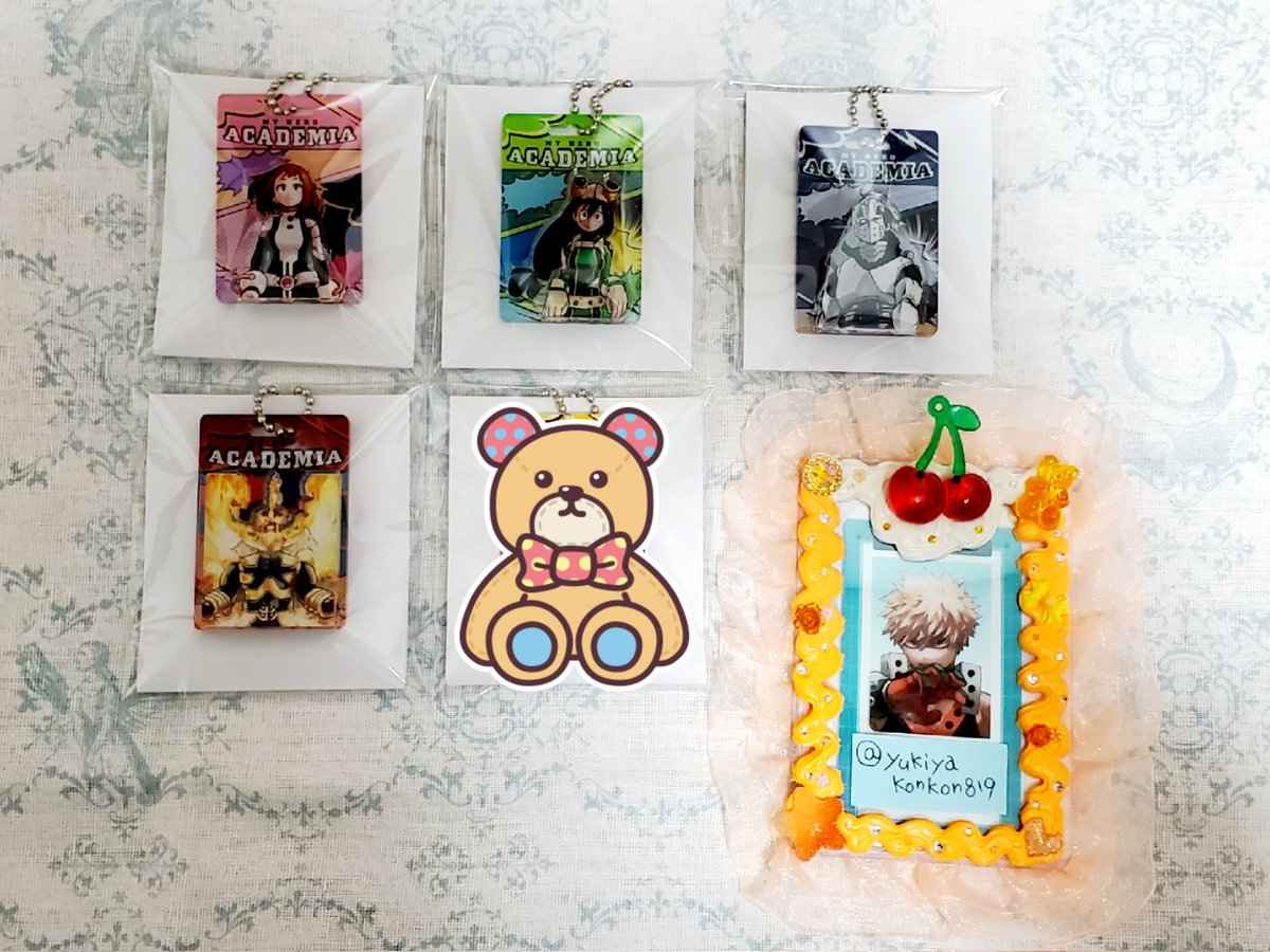 譲渡・交換】僕のヒーローアカデミア パッケージ風 キーチェーン