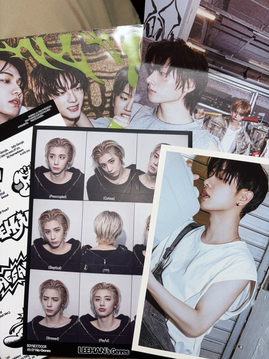 トレカ欠品にしても安いから買った…📗 イハンとジェヒョン持ってなかっ