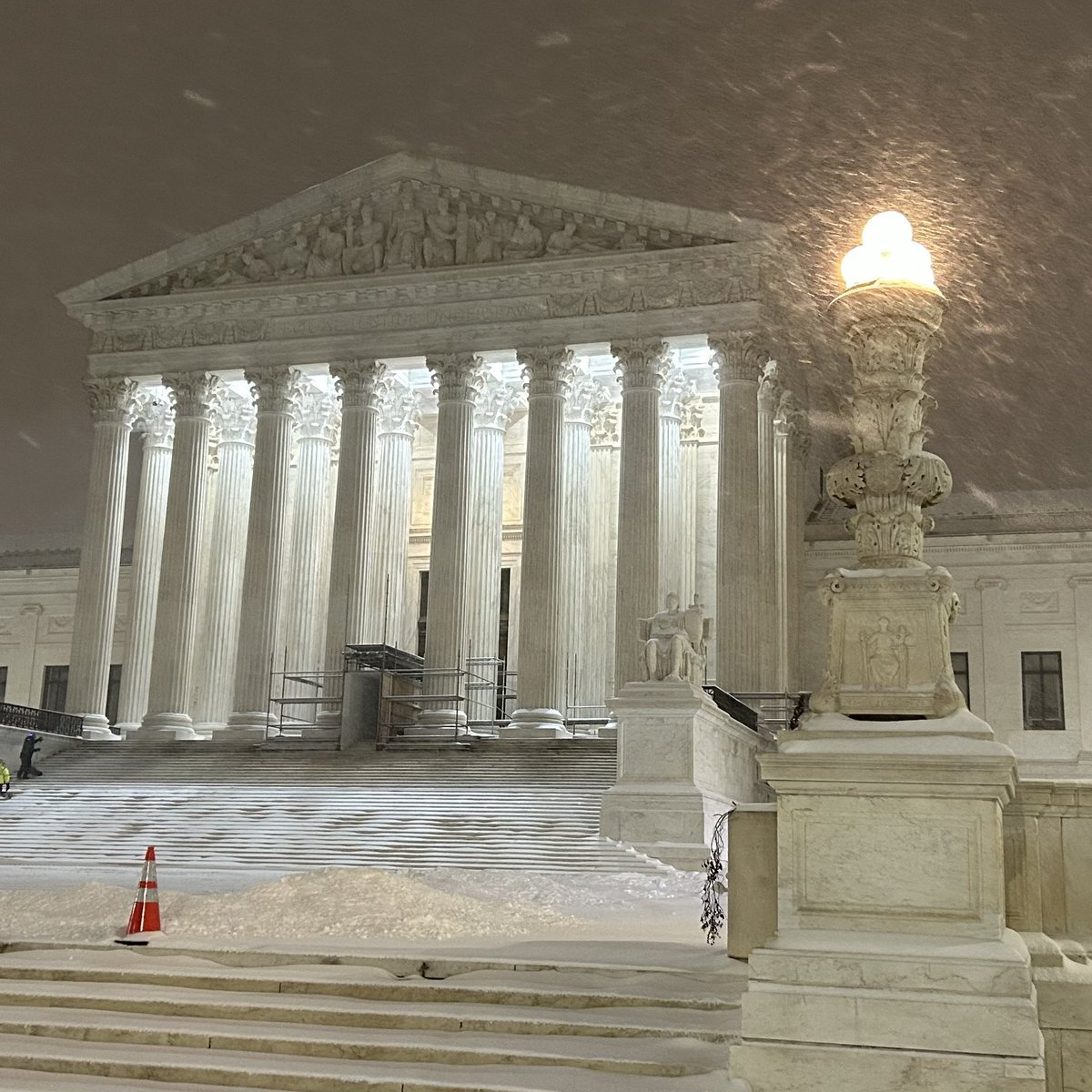 Nicky Sundt tweet media