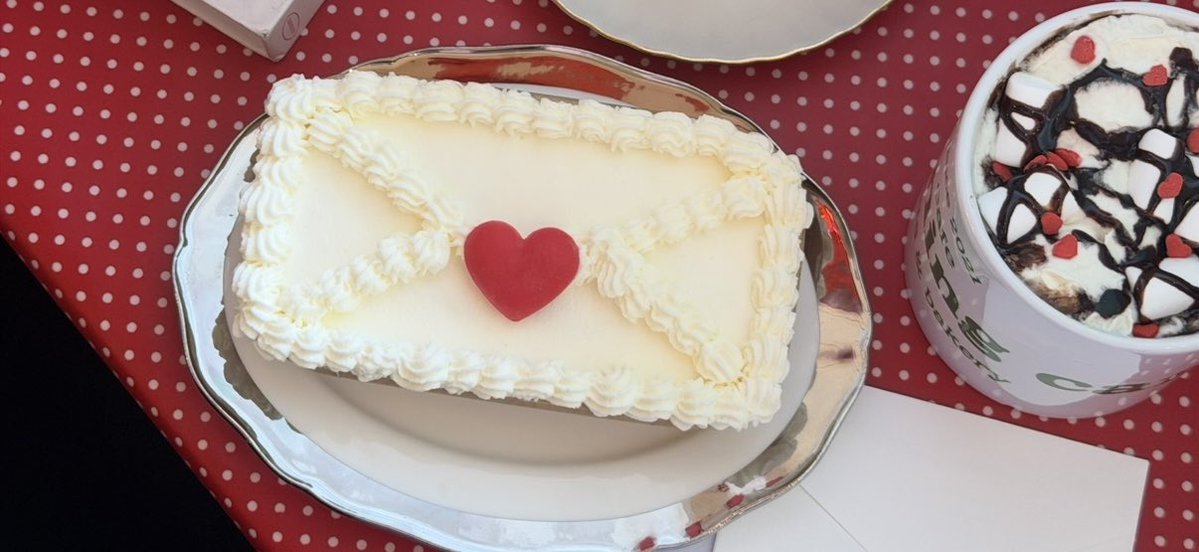 カフェ巡り&amp;阪神阪急バレンタイン巡りな１日でした💌普通に食べ過ぎ💭

阪急は後半の方が楽しみです💘