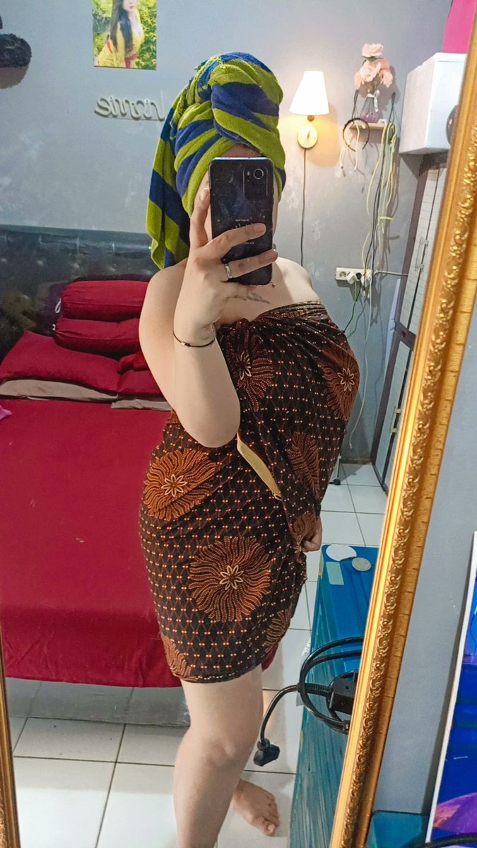 TS DZanie SEMOK tweet media