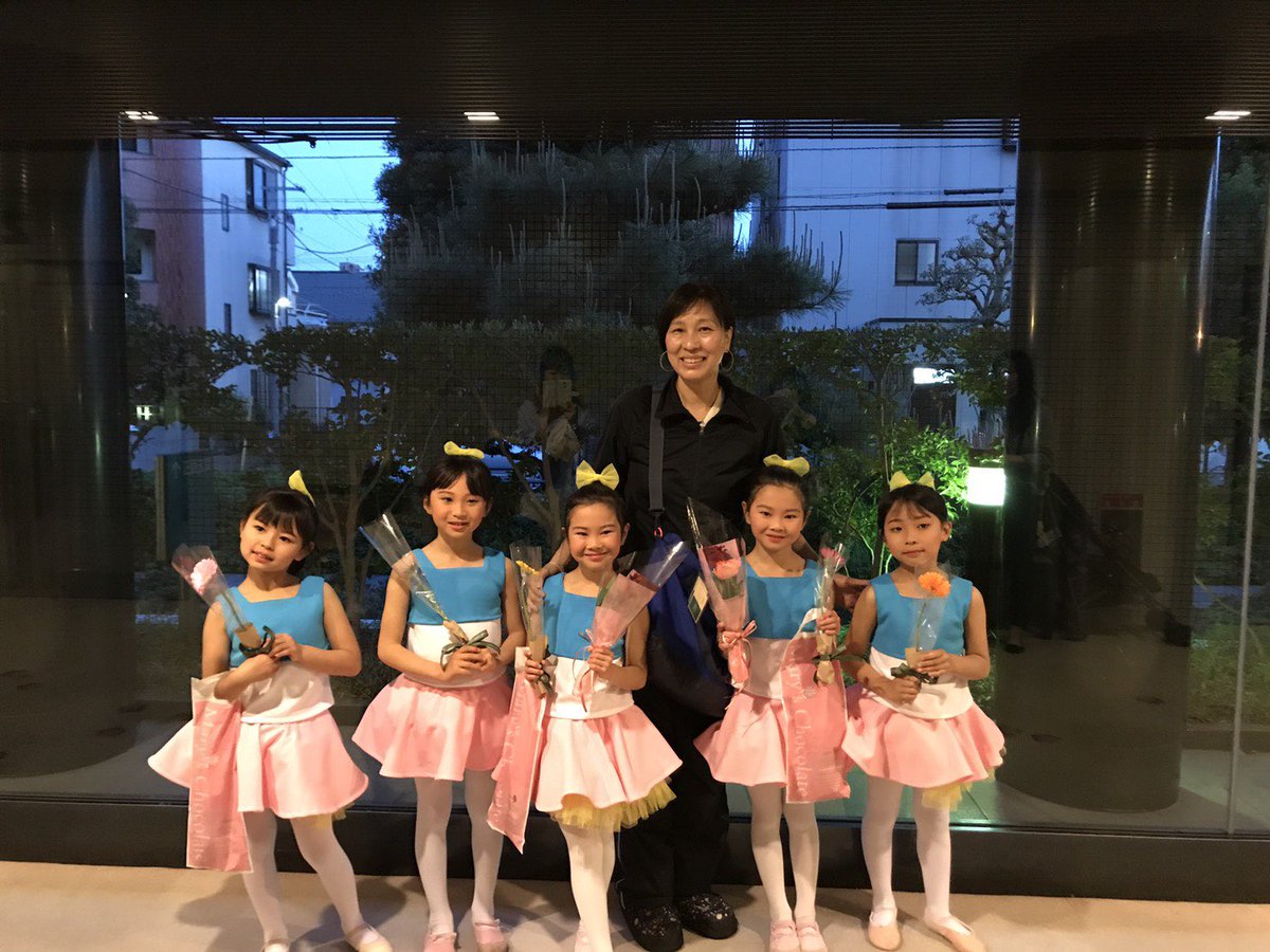 多摩市・聖蹟桜ヶ丘「キッズ&amp;ママダンスクラス」haydance.net/?page_id=986 4才〜小学6年生対象♪テーマパークダンス、ジャズダンス等♪アットホームな雰囲気でママもダンス一緒にレッスンしたい方も大歓迎♪
#多摩市 #聖蹟桜ヶ丘 #キッズダンス #親子でダンス #ディズニー #テーマパークダンス