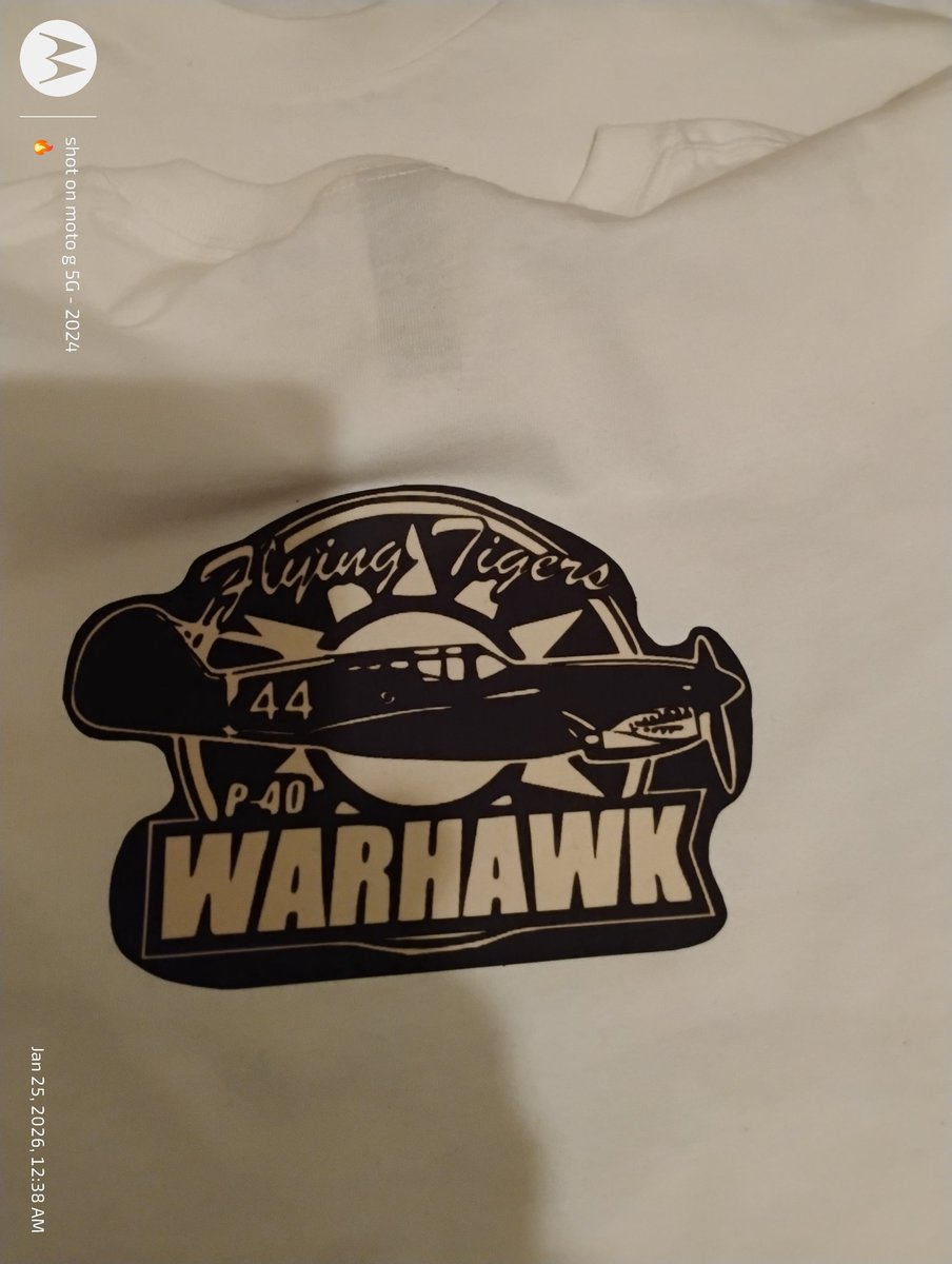PaintWatch's tweet photo. Samurai's backyard tee #3deevisions #ronin https://t.co/Z9P8r4etD7