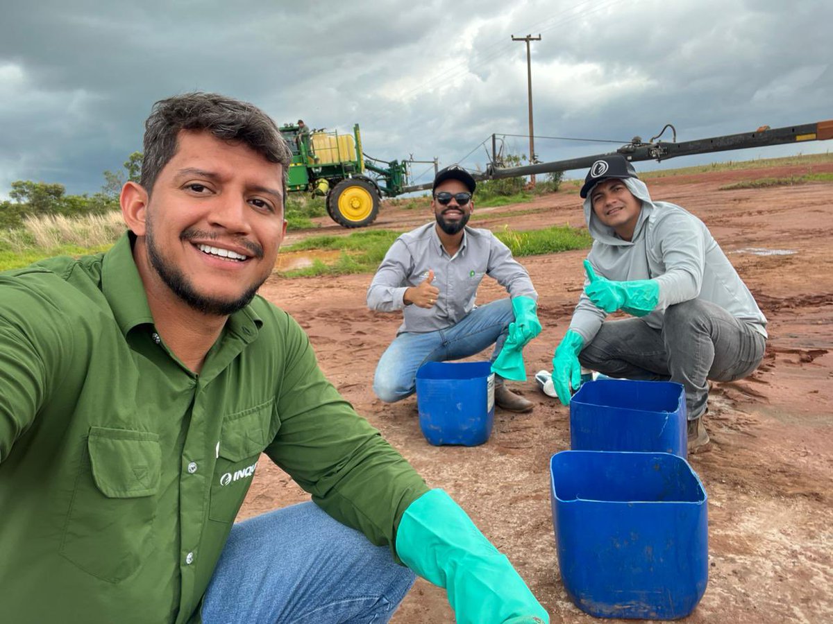 antonio_chies's tweet photo. 👀Venda? Sim, venda também, mas é entrega, dedicação, cuidado… com o campo, com equipamento e com o Cliente 🏆🇧🇷

#RassPlus #Inquima #PlantecAgricola https://t.co/OEdquqF3nd