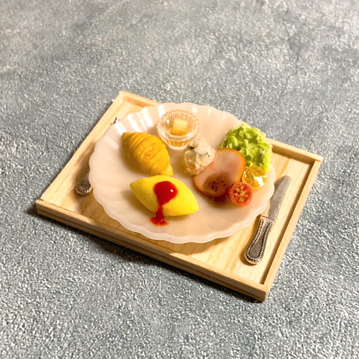 UPI CAFE@ミニチュアフード tweet media