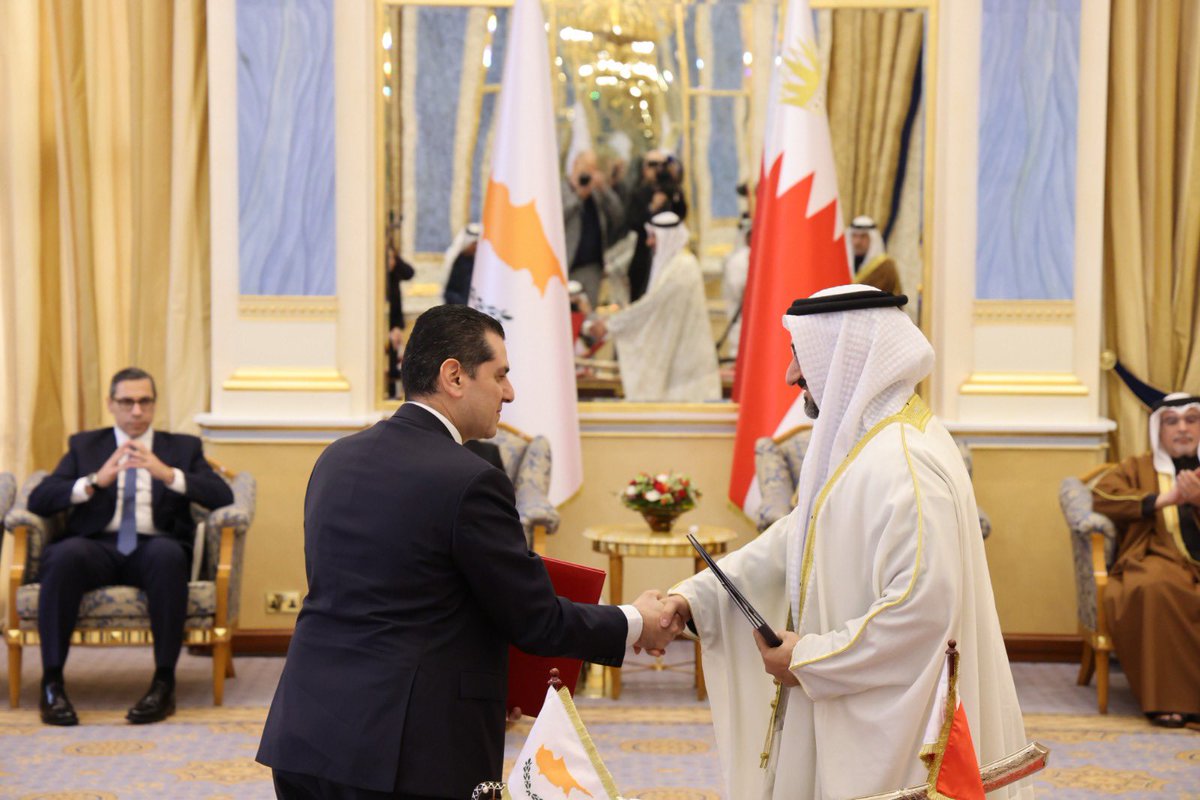Christodulides's tweet photo. It is a profound honour and a great privilege to be visiting the Kingdom of Bahrain and meeting His Majesty. This state visit is both symbolic and substantial. It is a clear reflection of our shared determination to further strengthen the Cyprus - Bahrain relationship at all levels - political, strategic and economic. 

🇨🇾🇪🇺🇧🇭