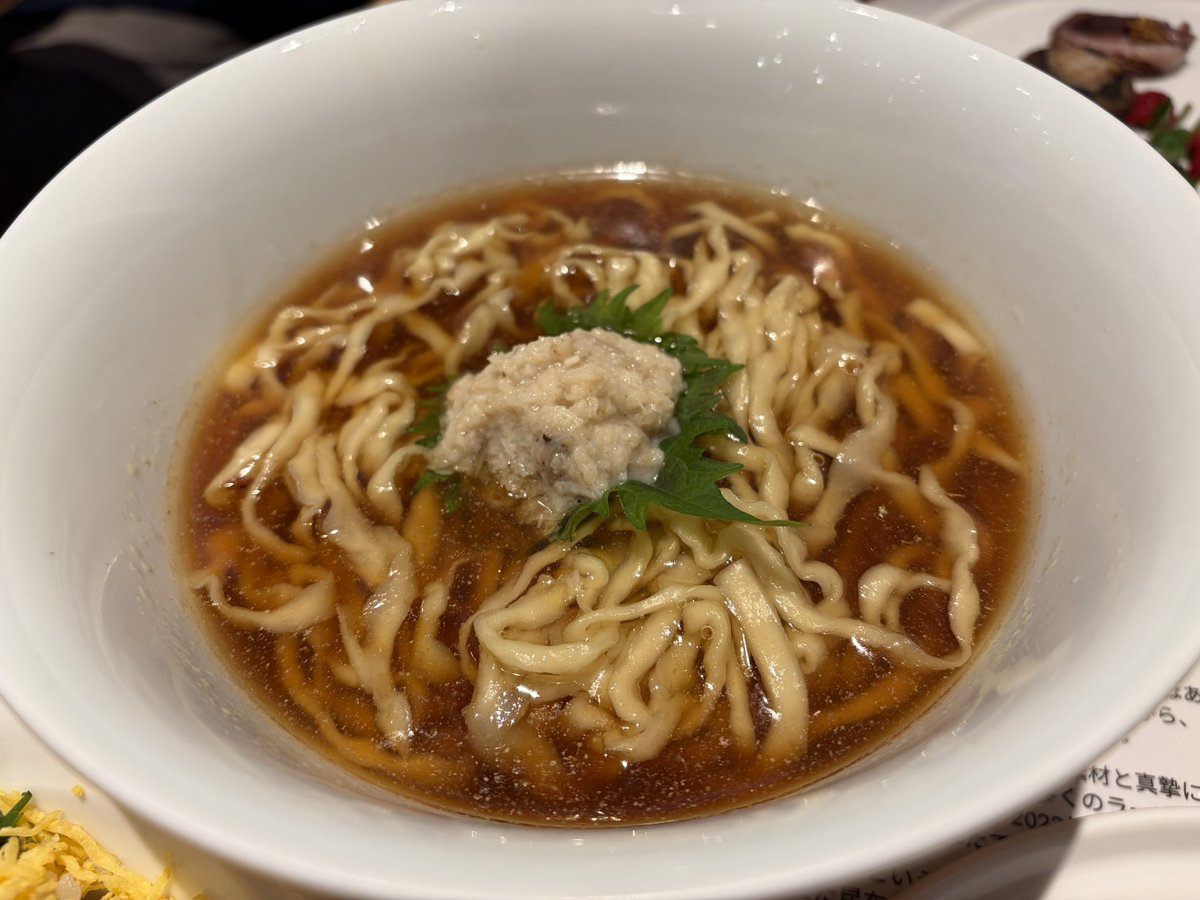 imakita's tweet image. 相良茉優さんが一日店長予定だったほたて日和さん、せっかくなので食べに行かせて貰いました。
前菜からラーメンは勿論ポタージュまで本当に美味しくて大満足！語彙力不足でまともな評が出てこない
一日店長リベンジ待ってます！及川さんもお忙しい中ありがとうございました！
#ラーメンWalkerキッチン