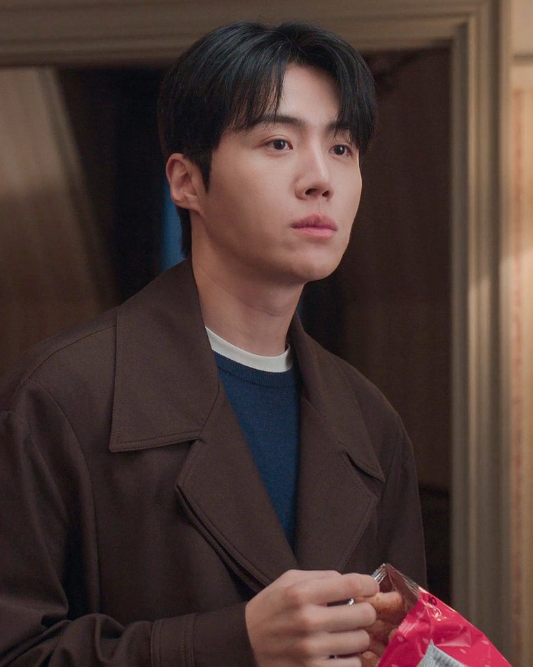 sonupics's tweet photo. #CanThisLoveBeTranslated 
#이사랑통역되나요
#김선호 #KimSeonHo https://t.co/dtFxE40hFT