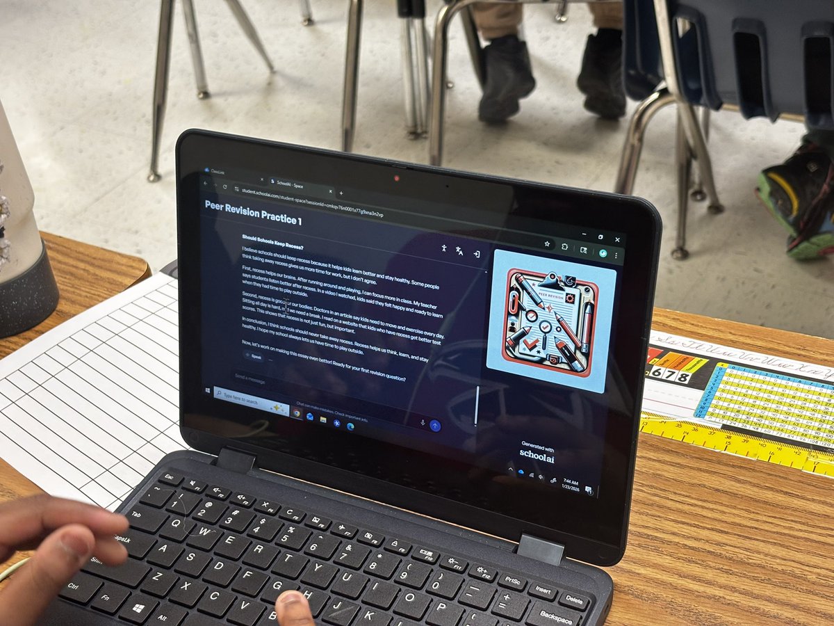 Miss_GeeWiz tweet media