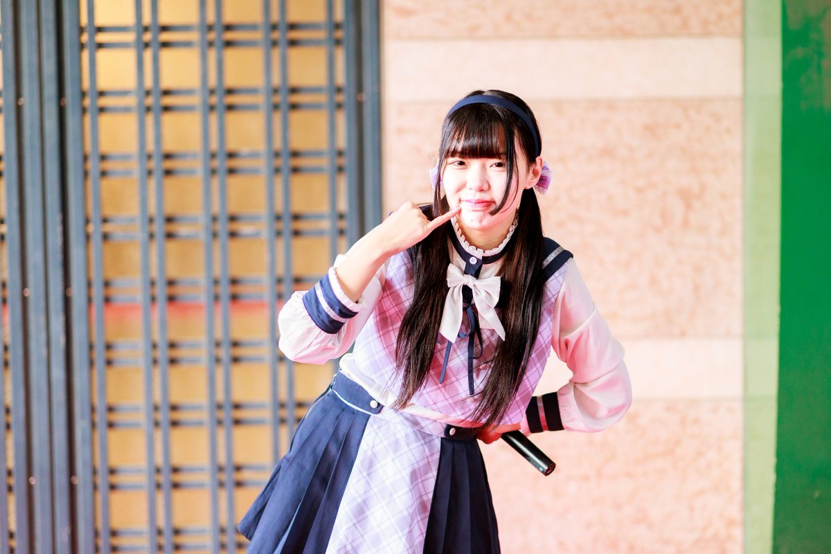 ゆうちゃんが正面来たらほぼ完璧に撮れる(笑) ジャンプしながらの片手