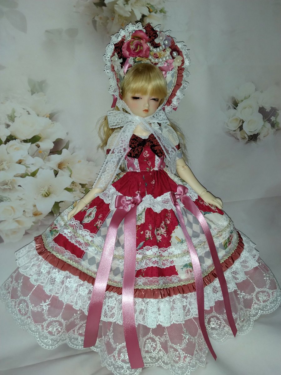 lemuliadool2005's tweet photo. ご無沙汰しましたm(_ _)m
4月ドルパの支払いを済ませましたのでディーラー参加致します🍀SD〜SDgr、SDM、SD16の女の子サイズのドレスを予定してます🍀「小鳥の庭」（＠rinto0101745）様と隣接させて頂きます🍀宜しくお願い致しますm(_ _)m
※画面は過去作ドレス（完売） https://t.co/bJcYBxTC32