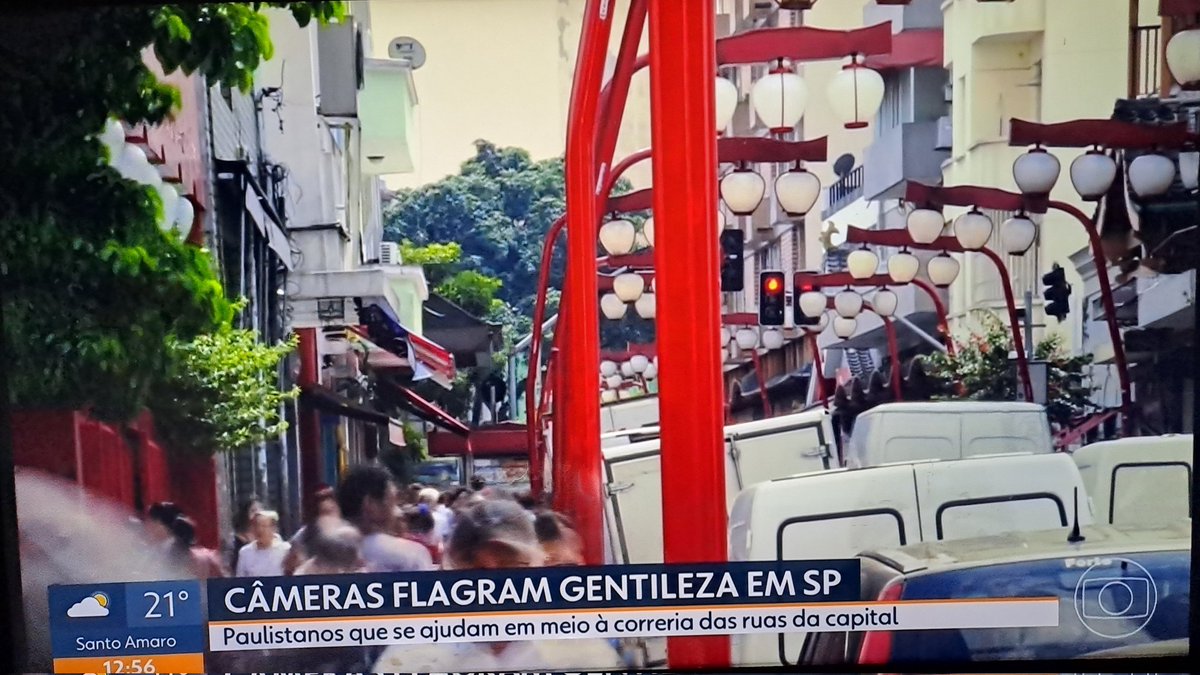 Que reportagem linda, #SPTV1. Sim, existe amor em SP. Parabéns São Paulo ❤️ 472 anos. Gentileza gera gentileza.