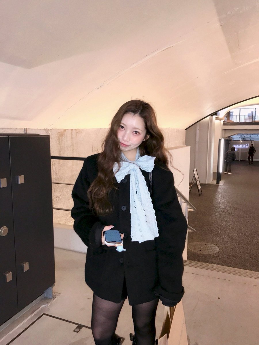モナ子 tweet media