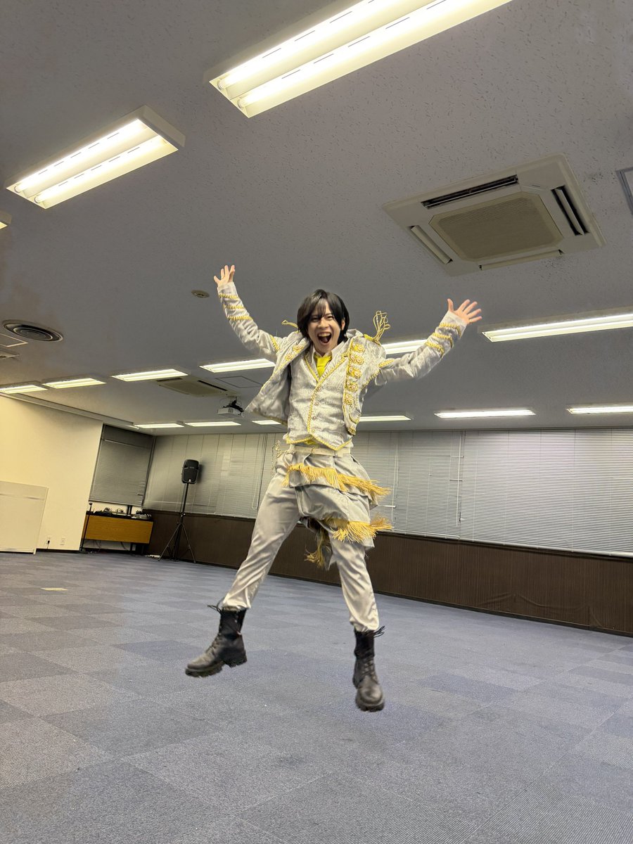 広いとジャンプしたくなるよね(？)