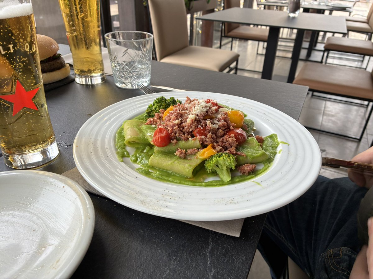 Ben Guilliatt tweet media