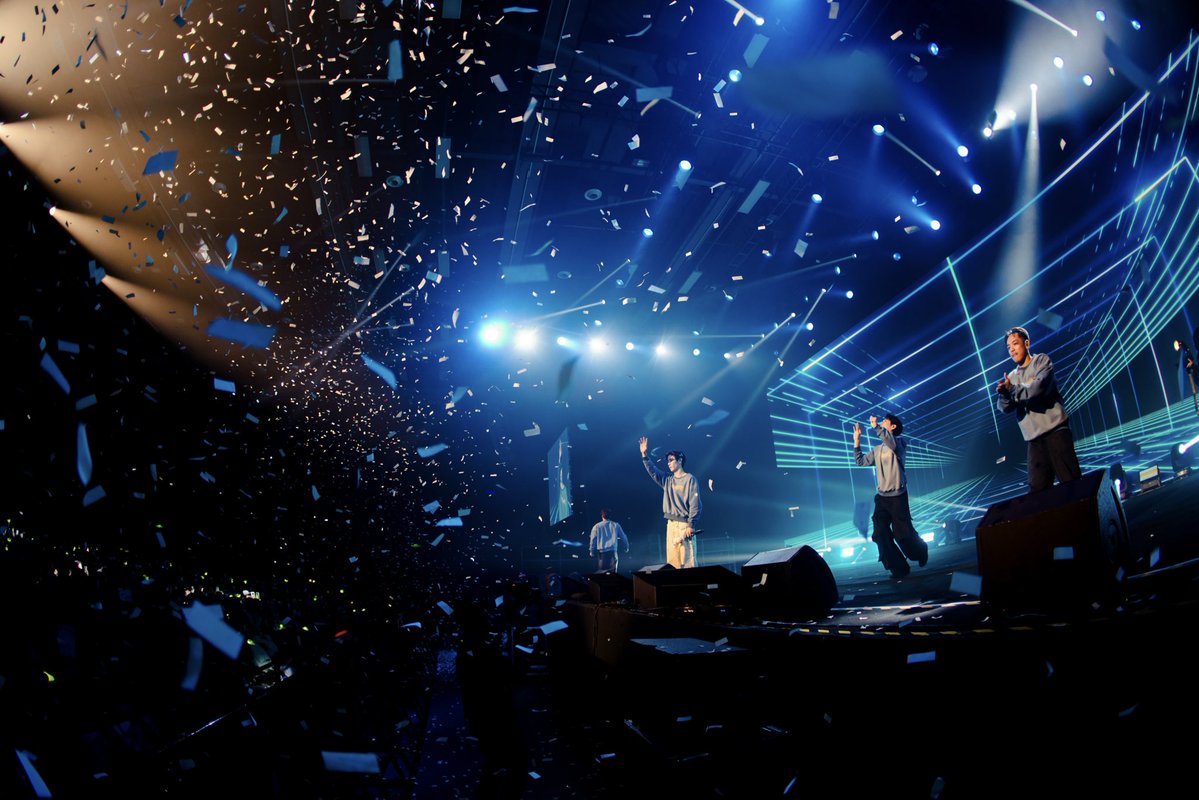 DNAmngmnt's tweet image. A wintery night in Beijing felt a little warmer because of all of you 🫂 Thank you for spending the evening with Mark, and for the constant support all of you show 💚 Please stay warm, and we hope to see all of you again soon! 

#MarkTuan #Silhouette