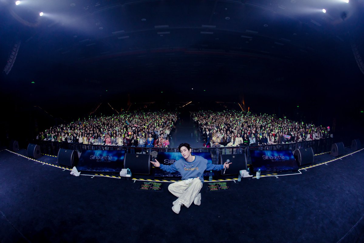 DNAmngmnt's tweet image. A wintery night in Beijing felt a little warmer because of all of you 🫂 Thank you for spending the evening with Mark, and for the constant support all of you show 💚 Please stay warm, and we hope to see all of you again soon! 

#MarkTuan #Silhouette