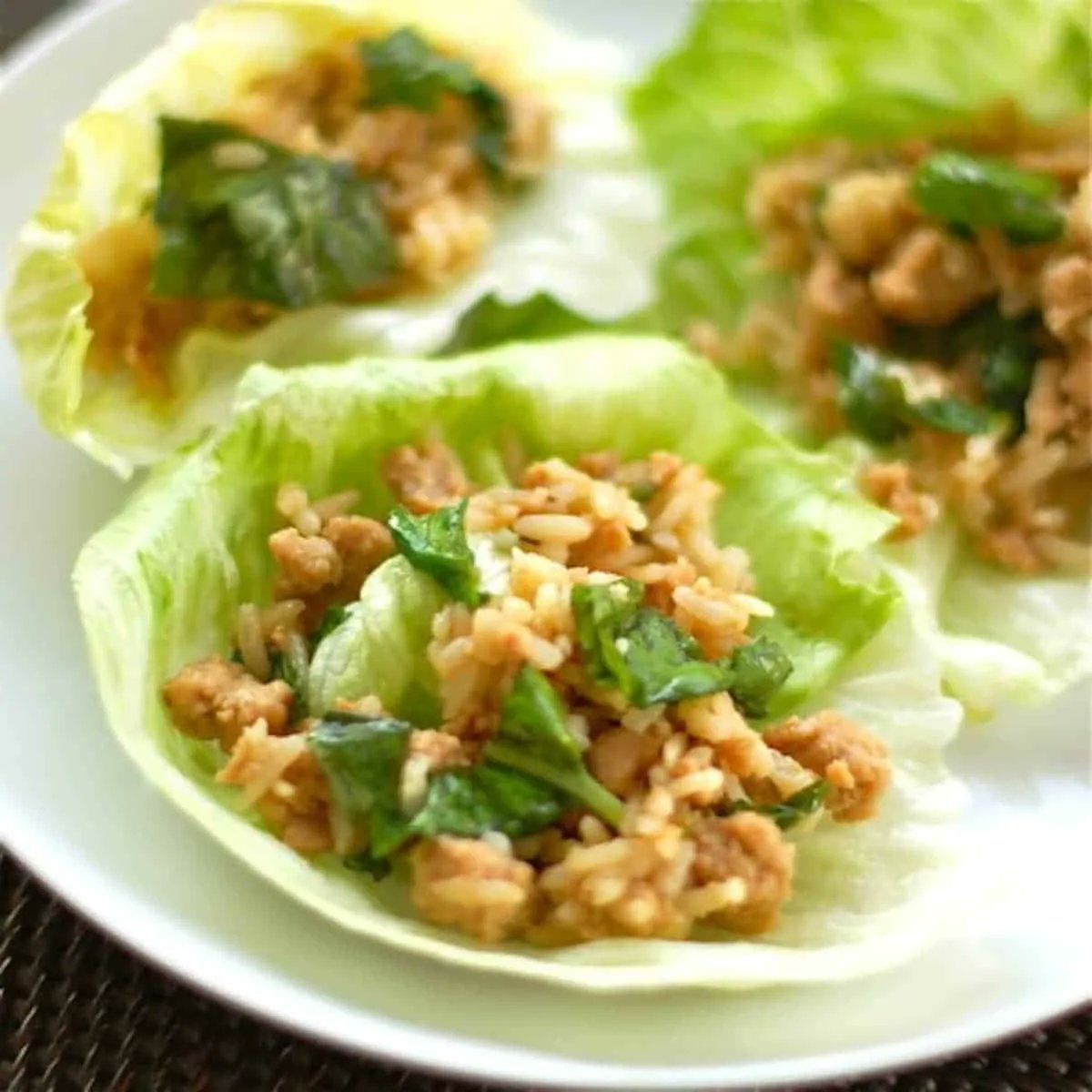 Yumvera's tweet photo. Basil chicken lettuce wraps are the perfect light &amp; easy weeknight dinner! 🍽️ Ground chicken, jalapeño, hoisin, garlic, and fresh basil wrapped in crisp lettuce leaves—SO good. 😋 #DinnerIn15 #HealthyEats #LettuceWraps https://t.co/SFu0G1ZOHe