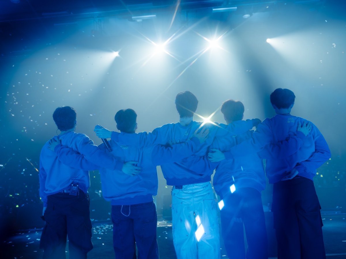 DNAmngmnt's tweet image. A wintery night in Beijing felt a little warmer because of all of you 🫂 Thank you for spending the evening with Mark, and for the constant support all of you show 💚 Please stay warm, and we hope to see all of you again soon! 

#MarkTuan #Silhouette