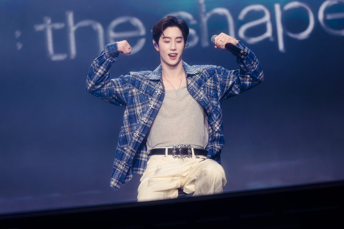 DNAmngmnt's tweet image. A wintery night in Beijing felt a little warmer because of all of you 🫂 Thank you for spending the evening with Mark, and for the constant support all of you show 💚 Please stay warm, and we hope to see all of you again soon! 

#MarkTuan #Silhouette