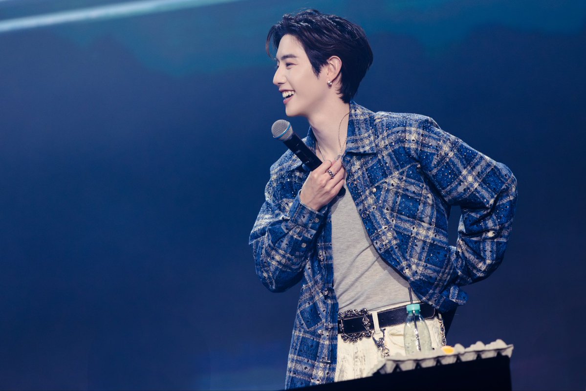 DNAmngmnt's tweet image. A wintery night in Beijing felt a little warmer because of all of you 🫂 Thank you for spending the evening with Mark, and for the constant support all of you show 💚 Please stay warm, and we hope to see all of you again soon! 

#MarkTuan #Silhouette