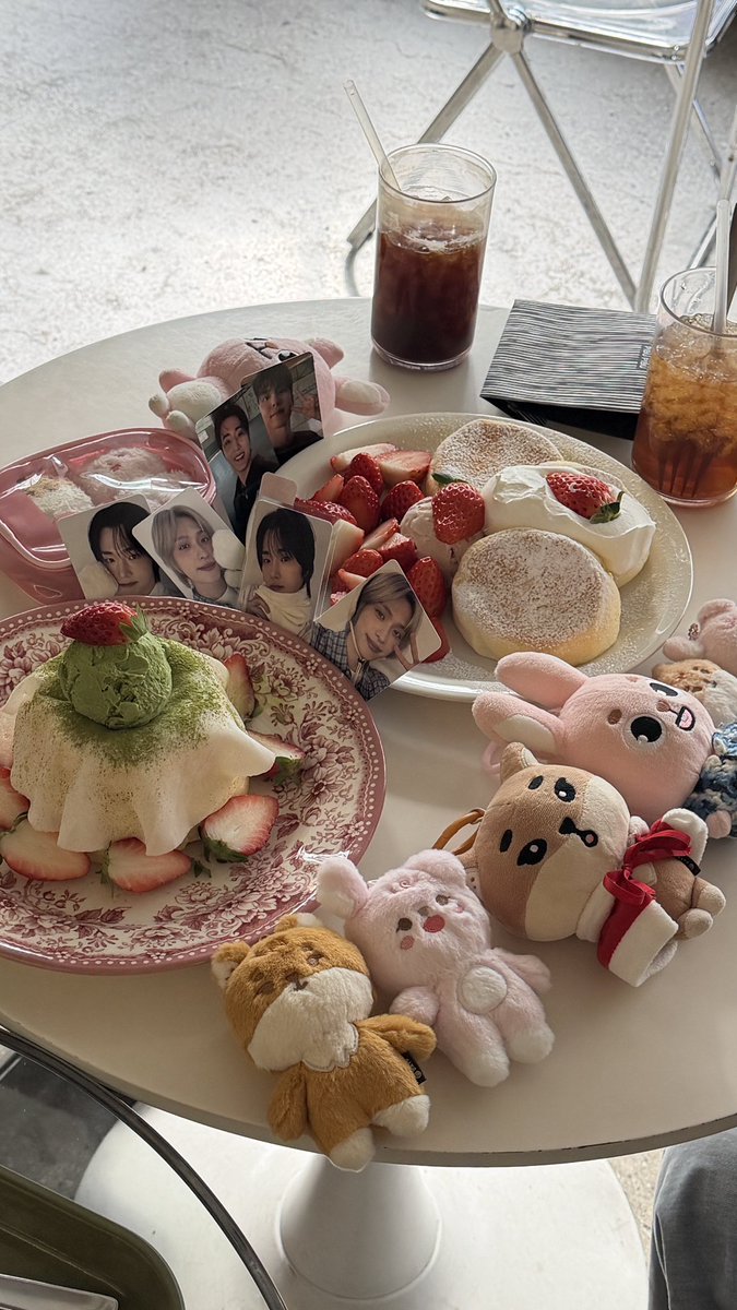 🍓 tweet media