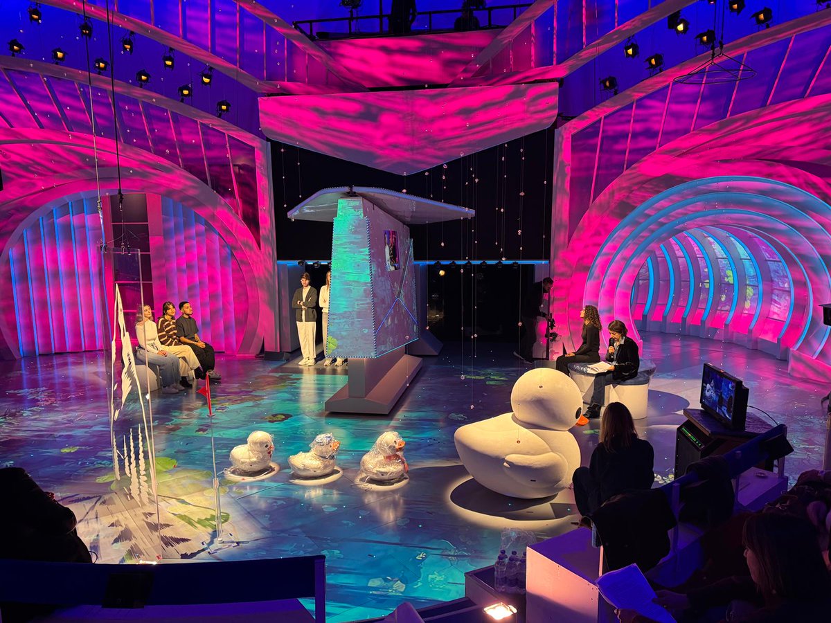 daqstudio's tweet photo. Studi Titanus-Elios in Roma
C'è Posta per Te 2026 ed. 29
Ideazione scene: DangeloQuerzola -DAQstudio di Lucia D'Angelo e Cristina Querzola
Conduzione:Maria De Filippi
Produzione:Fascino pgt
Regia:Paolo Carcano 
Dop:Marco Vignanelli 
#DAQStudio #CePostaperTe #BACKSTAGE #peopleshow https://t.co/ptDudvDA4T