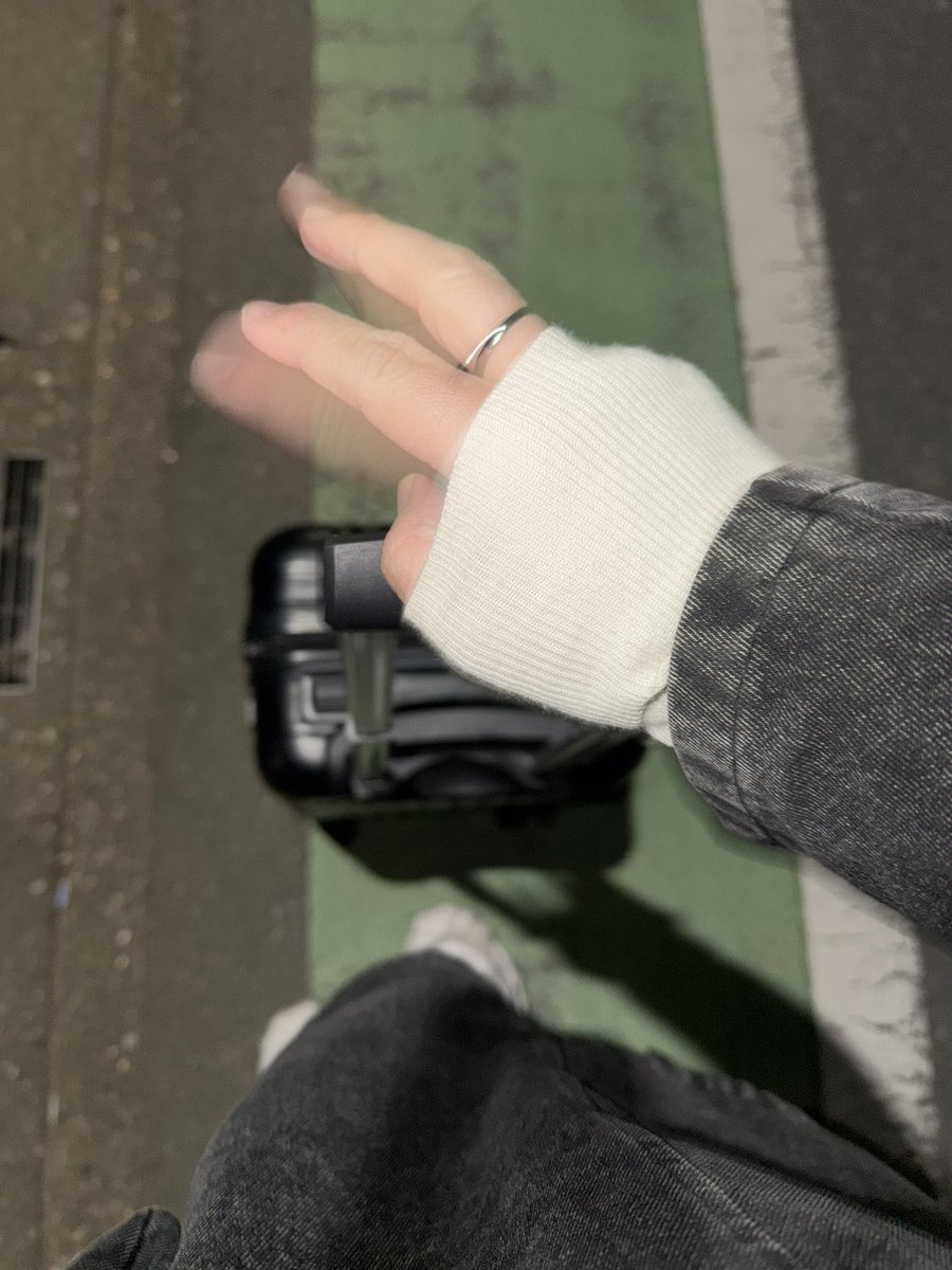 keita_19910504's tweet photo. 今日は2026年1発目の単独ライブ！！色々最近想う事があったんやけど、ファンの皆様のおかげで心がめちゃくちゃ温かくなりました🎵
ありがとう。居場所をくれてありがとう。自信をくれてありがとう。おかげ様でまた前に進む力をもらいました😊分かってくれる人に、伝わる人にこれからも届けにいきます🔥 https://t.co/ikWSHJQoYi
