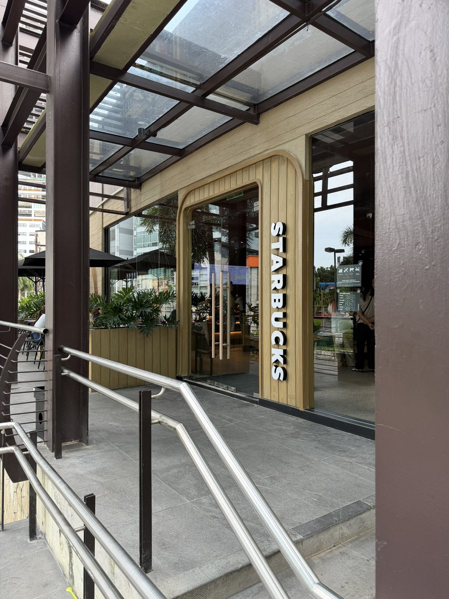 _AddisonFrost's tweet image. 📍Starbucks Ayala - anyone near?
#altercebu