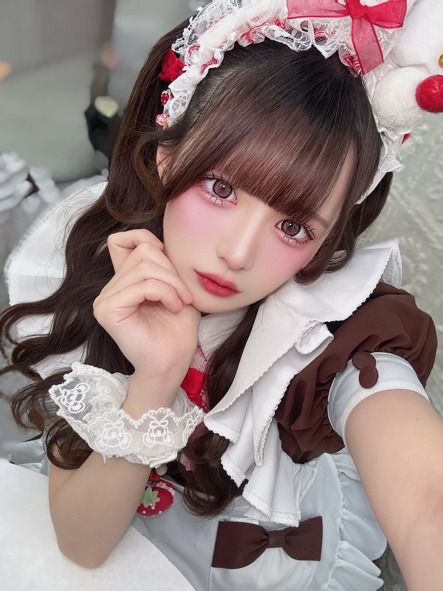 カラコン変えて、 
きゅるきゅる度あっぷ⑅︎ᩥ𞄵•ܸ · •ܸ⑅︎ᩥ𞄵🍥💗