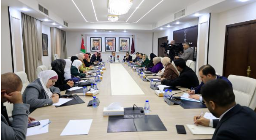 الديات: أهمية متابعة الشكاوى وتعزيز دور المرأة في مجالس المحافظات 