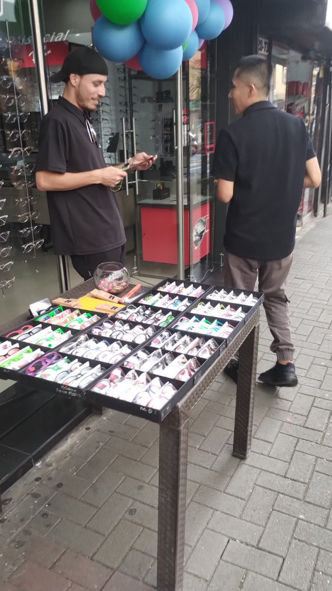 Estuve en Pereira en compañía de amigos compartiendo nuestras propuestas al Senado de la República. Iremos al Congreso para continuar luchando y elevar la voz por el agro, el café, el agua y la soberanía nacional. 📣✊

Recuerda pedir el Tarjetón Indígena (Rosado) y votar 🟢202🟡