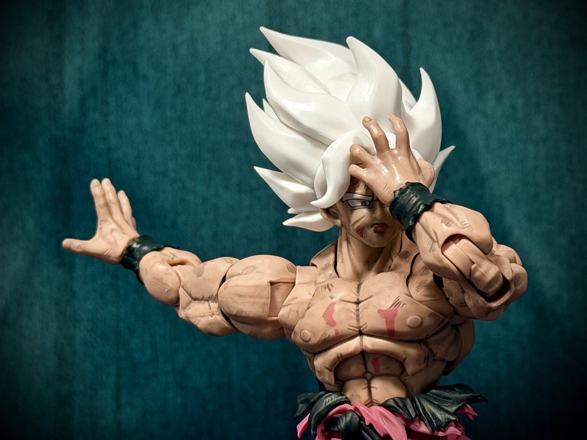 S.H.Figuarts スーパーサイヤ人孫悟空-伝説のスーパーサイヤ人