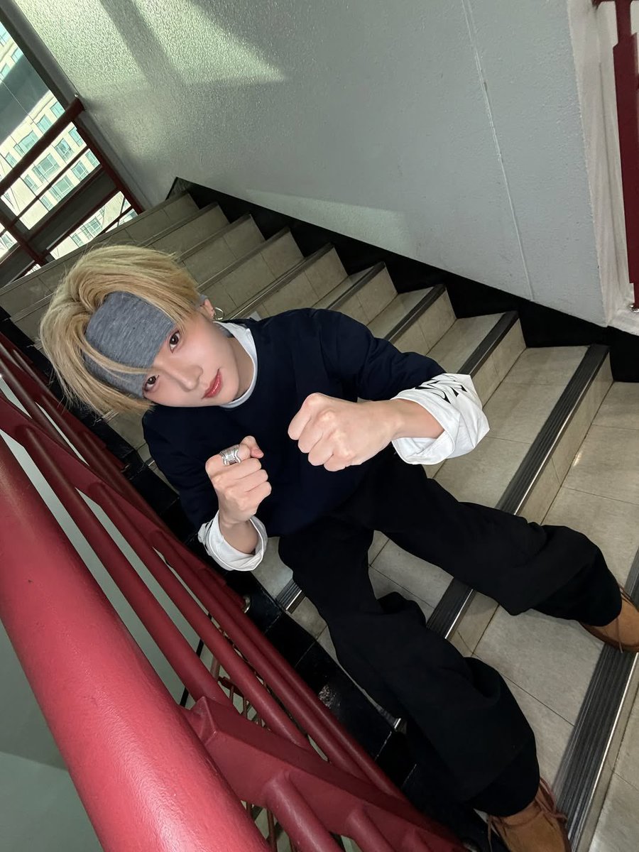 SWONS_'s tweet image. 캐릭터 공격력 0
특징 : 귀여움 , 솜방망이