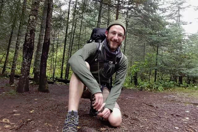 Suzimiya's tweet photo. Michael @MichaelBonvalot #standpunkt.press #Fb:

'🔴 Das ist Alex Pretti. Die ICE-Miliz hat ihn ermordet.
Der 37-jäh...

 Ich habe ein Video der Situation veröffentlicht, seht es euch nur an, wenn ihr es aushalten könnt: https://t.co/Ca3G0aj3EX

Das passiert, wenn Rechts regiert. https://t.co/jS9atDiunm