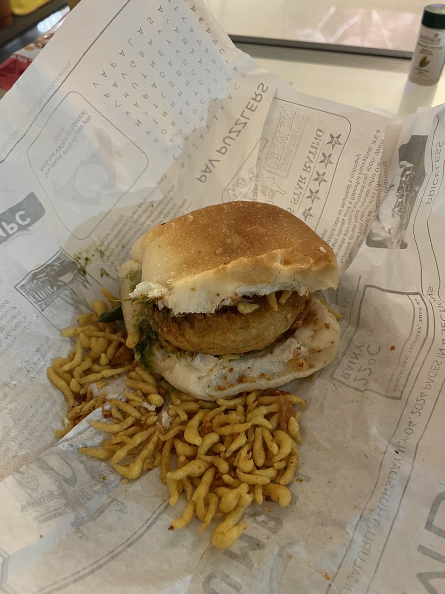 TheVarunK's tweet photo. If you are craving for a good Vada Pav in Bengaluru, try Mumbai Pav Co. 
Hands down the best Vada pav I’ve had so far in Bengaluru. 🙌🏻🤌🏻 https://t.co/w9DKSs9RBA