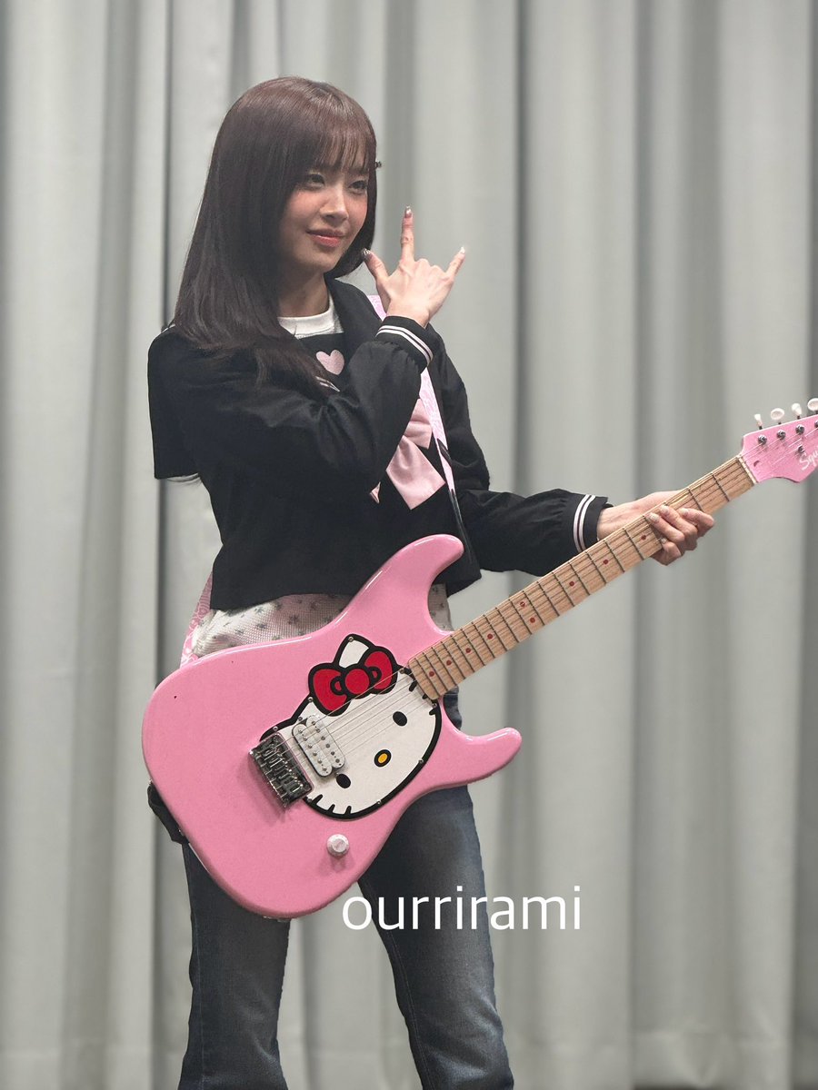 260125 …심쿵 (♡ o ♡)

#CHUU #츄