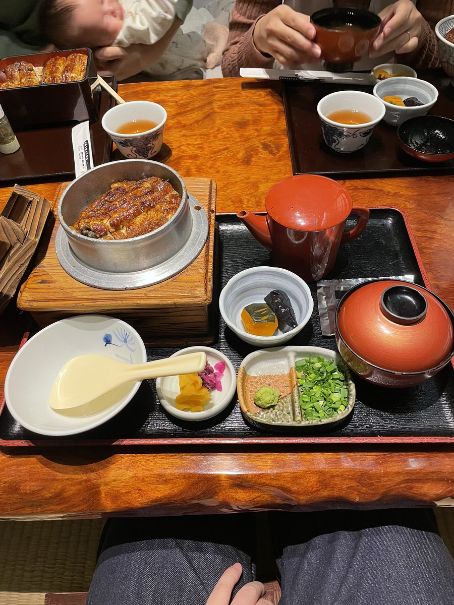 Haranade_'s tweet photo. 餃子食べたし、オロポ飲んだし、ひつまぶしも食べた https://t.co/95keKhCFID