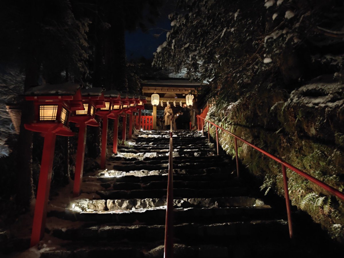 23_23_23__'s tweet photo. 行ってみたかった雪の貴船神社
（実物より写真のほうがきれいかも） https://t.co/lNRidMcJPA