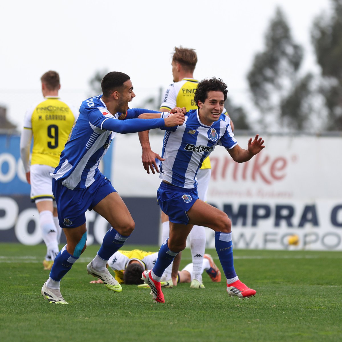 💪🔥

#FCPortoB