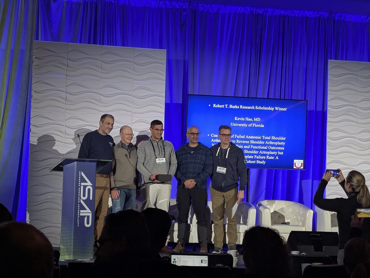 KevinAHaoMD's tweet photo. Honored to have received the Robert T. Burks research scholarship @asapshoulder 2026. Grateful to the meeting co-chairs and my mentors @UFortho for the opportunity to attend and learn at this world-class meeting.

Link to work: https://t.co/NOAcJh0ktw https://t.co/Gsef7tIYaa