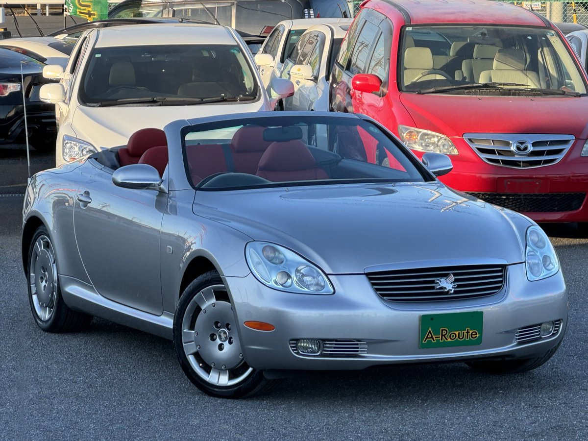 Aroute_3410022's tweet photo. ソアラ 430SCVノーブルカラーエディション
7.8万km
専用ボディカラー"コスモシルバー"!
専用赤革シート!専用木目!
専用クローム調アルミホイール!
マークレビンソン!
めちゃくちゃ綺麗なノーブルがやっと買えました!フルノーマルの禁煙車!
ヘッドライトもピッカピカ!
#UZZ40 #ソアラ https://t.co/yEkp0M5G1x