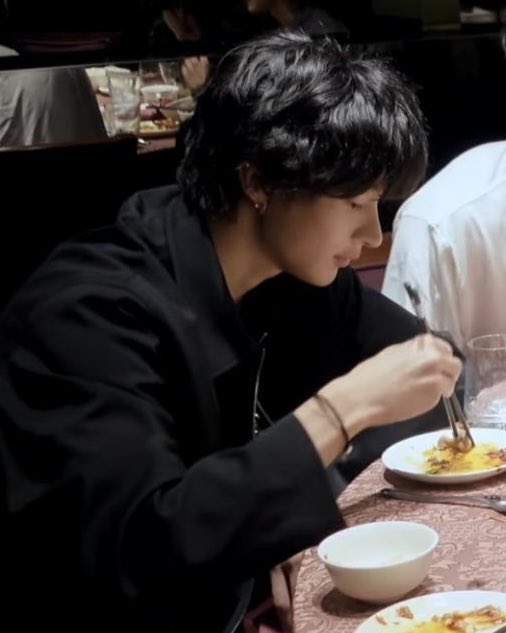 suzbnt's tweet image. 