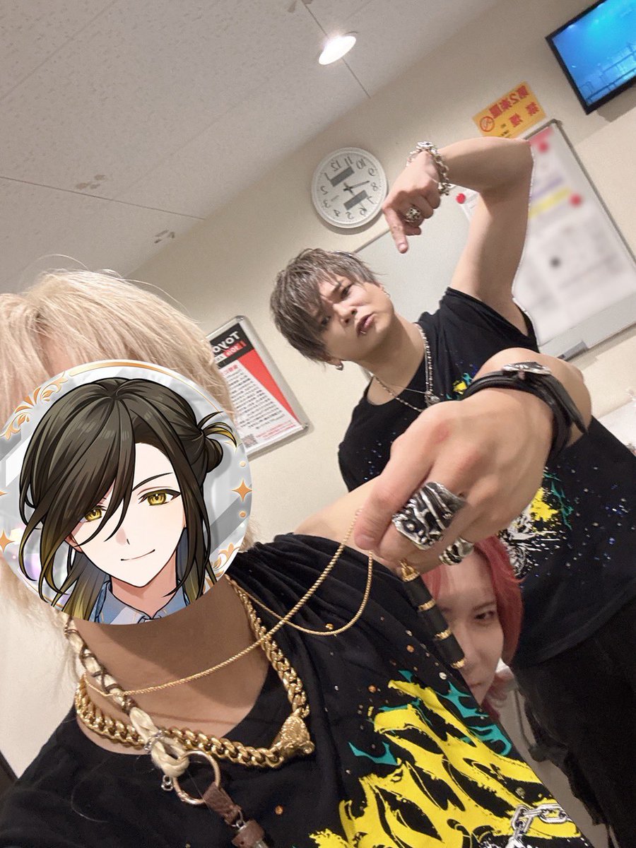 ♡♡あらさん♡♡ ツアーZepp Fukuokaありがとうございましたぁ！ そらっさんとセンラ